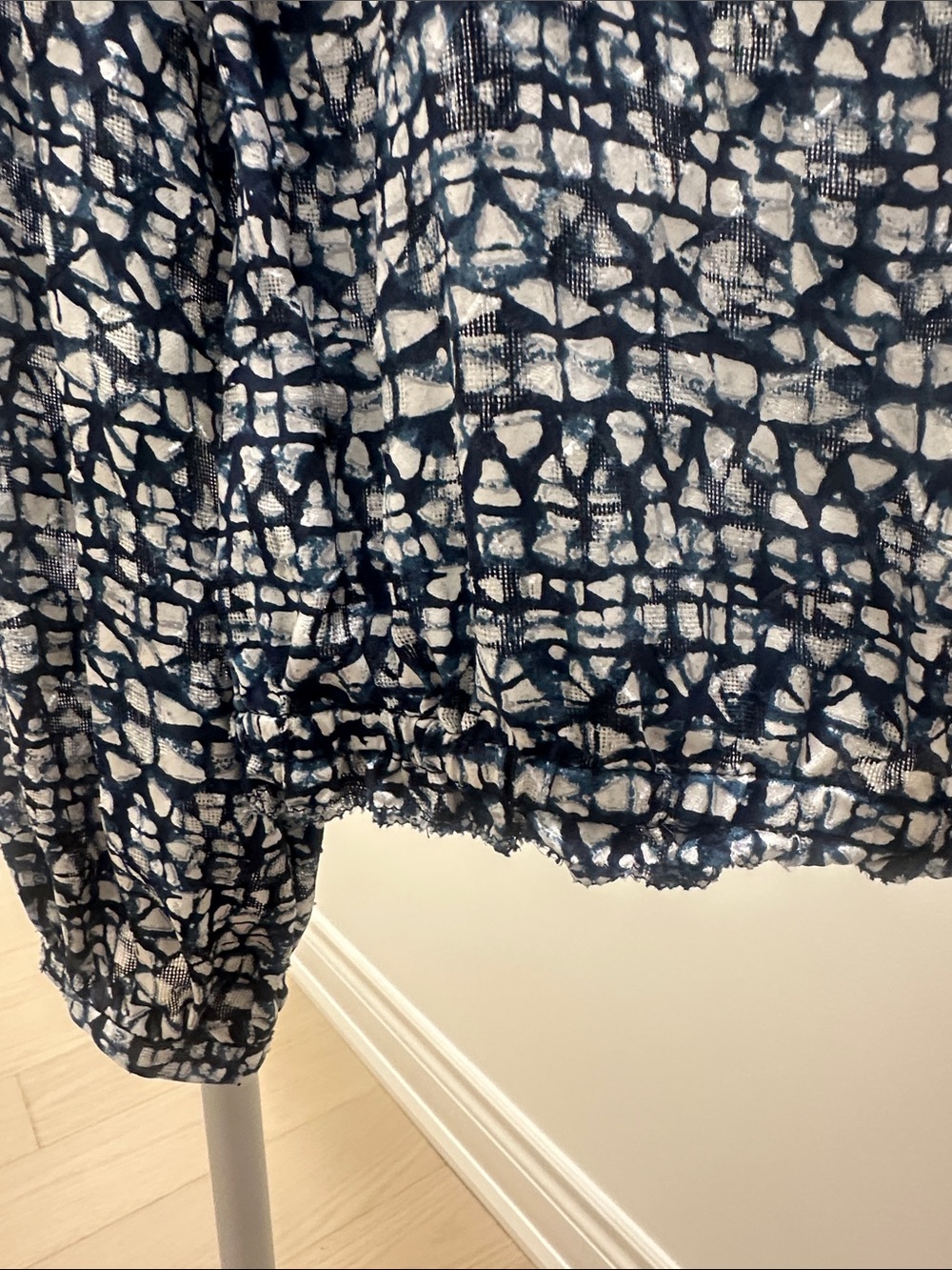 Tory Burch Navy and White Geometric Long-Sleeve Blouse - Picture 3 of 4